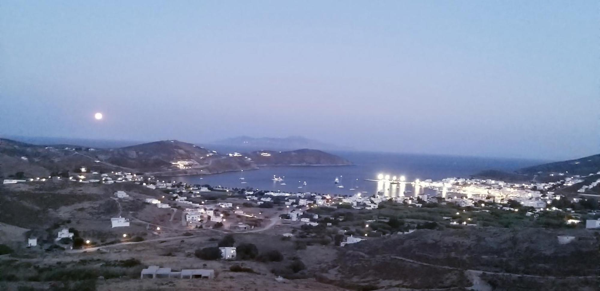 Tirquaz View Hotel Serifos Town Bagian luar foto