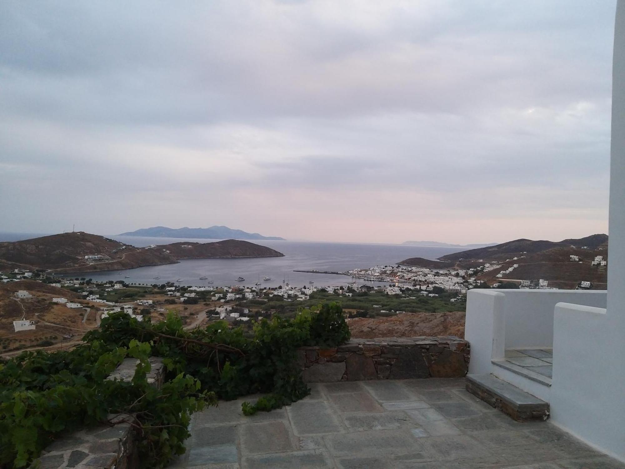 Tirquaz View Hotel Serifos Town Bagian luar foto